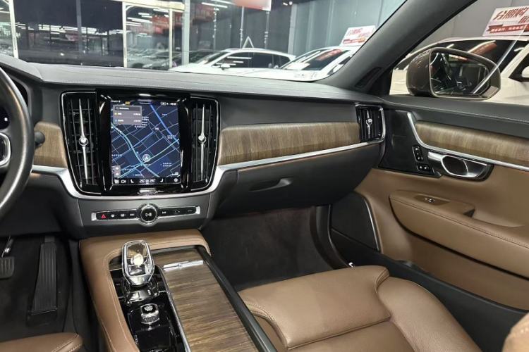 Used Volvo S90 2022 B5 Zhiyuan Luxury Edition Interior 5