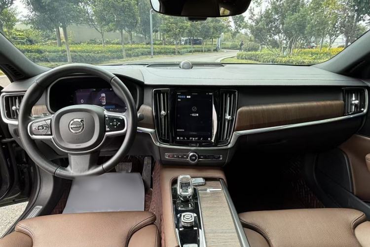 Used Volvo S90 2022 B5 Zhiyuan Luxury Edition Interior 6