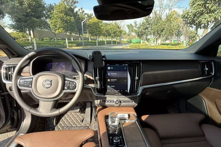 Used Volvo S90 2022 B5 Zhiyuan Luxury Edition Interior 6