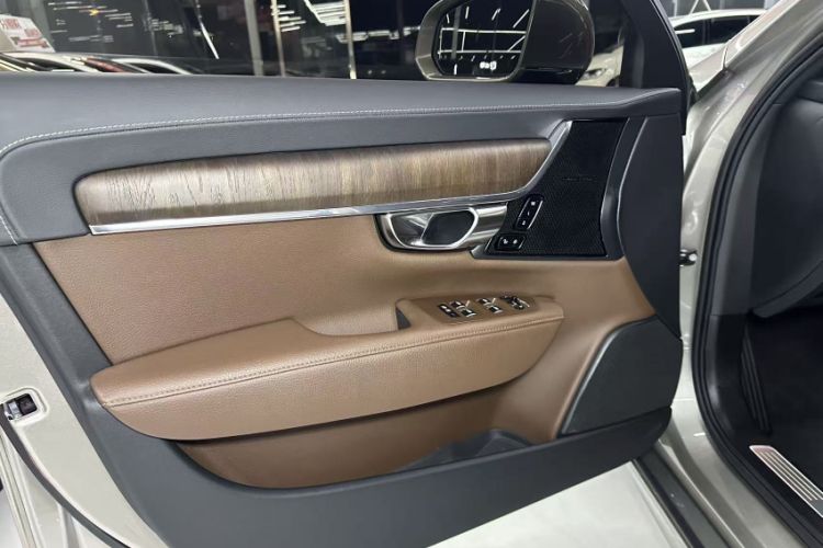 Used Volvo S90 2022 B5 Zhiyuan Luxury Edition Interior 8