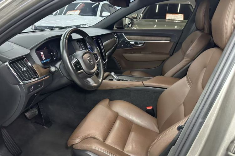 Used Volvo S90 2022 B5 Zhiyuan Luxury Edition Interior 9