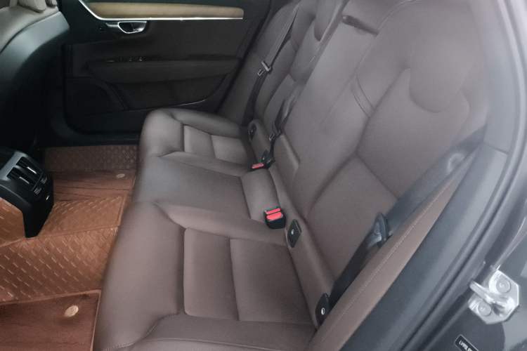 Used Volvo S90 2022 B5 Zhiyi Luxury Edition Left Rear Seat