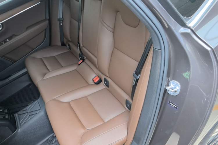 Used Volvo S90 2022 B5 Zhiyi Luxury Edition Left Rear Seat
