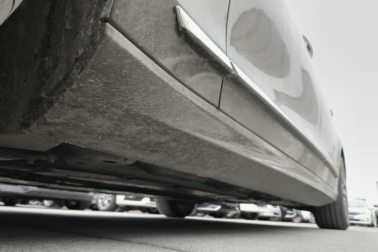 Used Volvo S90 2022 B5 Zhiyi Luxury Edition Left Side Sill