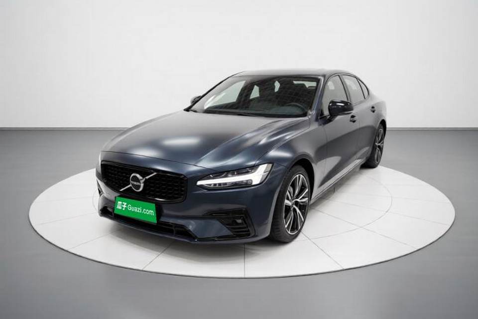 Volvo S90 2022