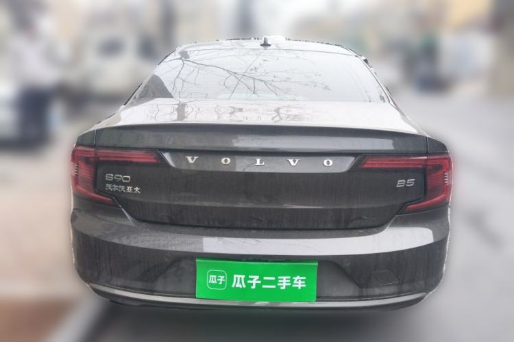 Used Volvo S90 2022 B5 Zhiyuan Luxury Edition Rear
