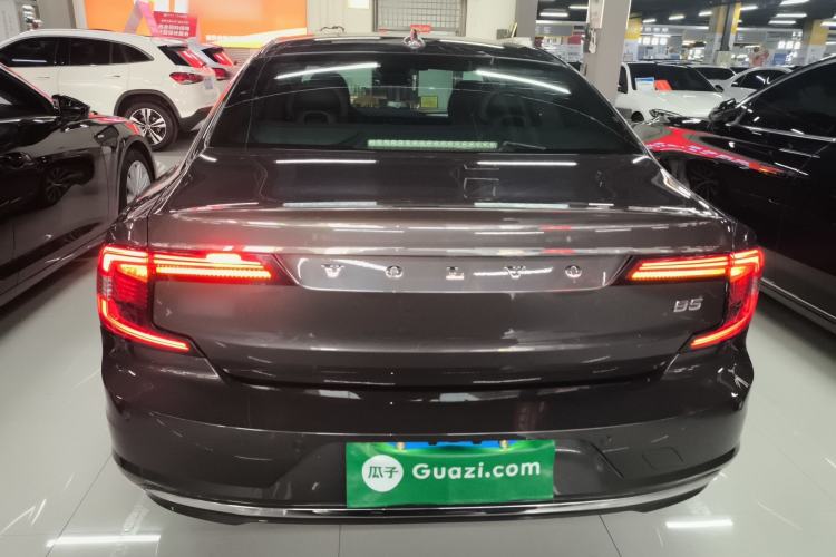Used Volvo S90 2022 B5 Zhiyi Luxury Edition Rear