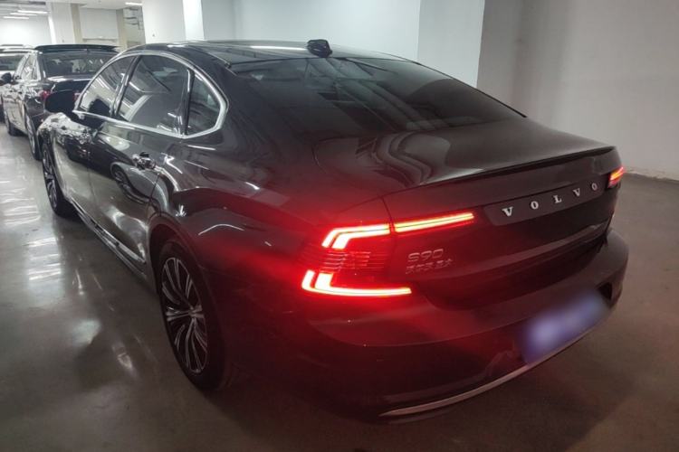 Used Volvo S90 2022 B5 Zhiyi Luxury Edition Rear Left 45 Deg