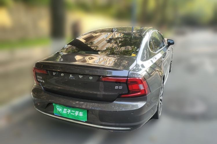 Used Volvo S90 2022 B5 Zhiyuan Luxury Edition Rear Right 45 Deg