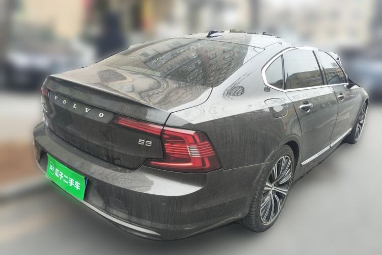 Used Volvo S90 2022 B5 Zhiyuan Luxury Edition Rear Right 45 Deg