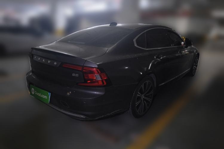 Used Volvo S90 2022 B5 Zhiya Luxury Edition Rear Right 45 Deg