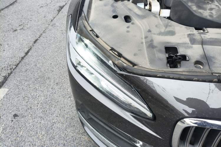 Used Volvo S90 2022 B5 Zhiyuan Luxury Edition Right Front Headlight