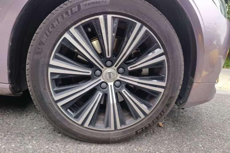 Used Volvo S90 2022 B5 Zhiyi Luxury Edition Right Front Wheel Hub