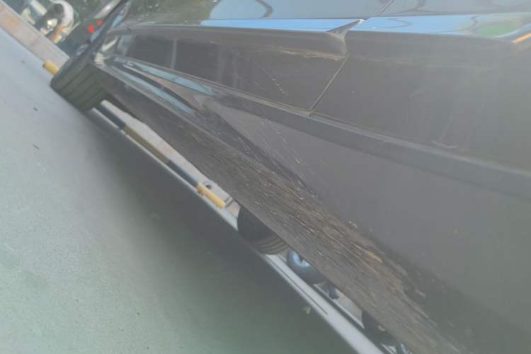 Used Volvo S90 2022 B5 Zhiyi Luxury Edition Right Side Sill