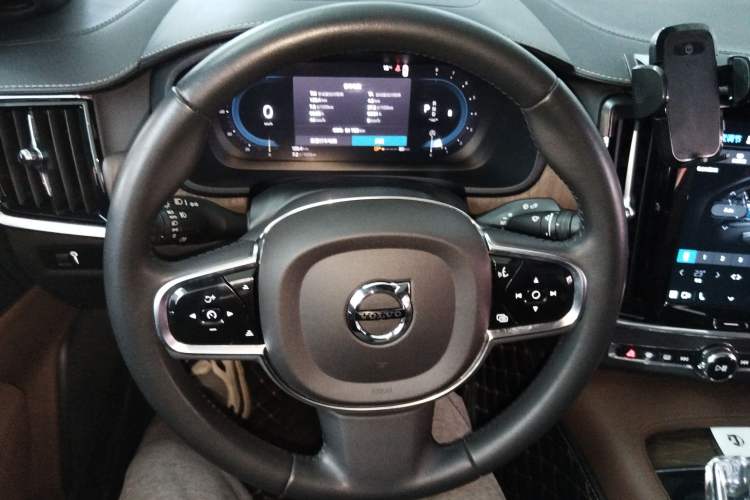 Used Volvo S90 2022 B5 Zhiyuan Luxury Edition Steering Wheel