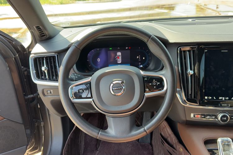 Used Volvo S90 2022 B5 Zhiyuan Luxury Edition Steering Wheel
