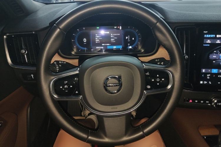 Used Volvo S90 2022 B5 Zhiyi Luxury Edition Steering Wheel