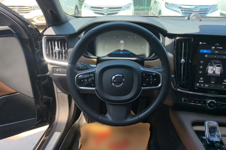 Used Volvo S90 2022 B5 Zhiyi Luxury Edition Steering Wheel