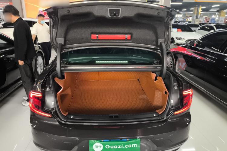 Used Volvo S90 2022 B5 Zhiyi Luxury Edition Trunk