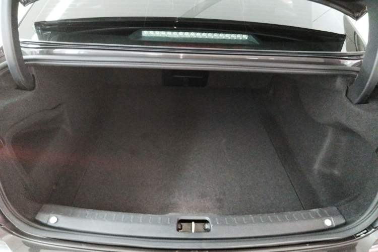 Used Volvo S90 2022 B5 Zhiyuan Luxury Edition Trunk