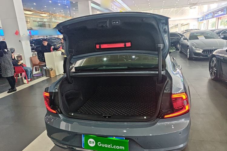 Used Volvo S90 2022 B5 Zhiyuan Luxury Edition Trunk