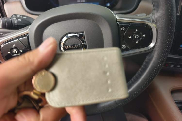 Used Volvo S90 2022 B5 Zhiyuan Luxury Edition Vehicle Key