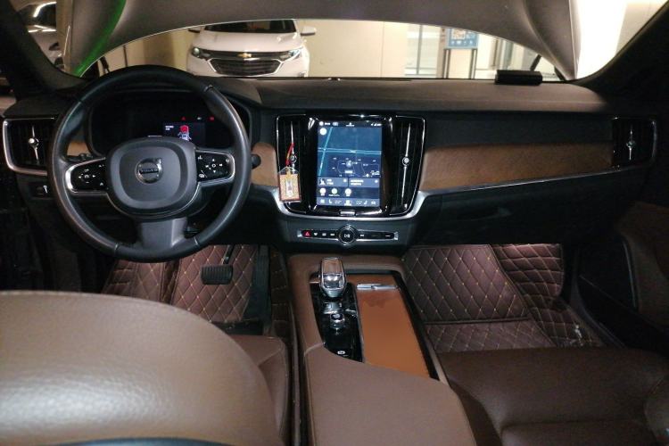 Used Volvo S90 2022 B5 Zhiyi Luxury Edition Center Console