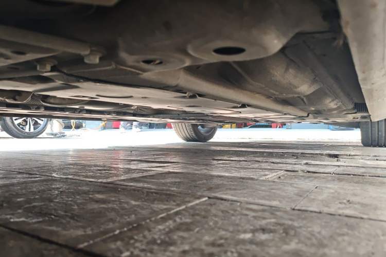 Used Volvo S90 2022 B5 Zhiyuan Luxury Edition Chassis Front Left