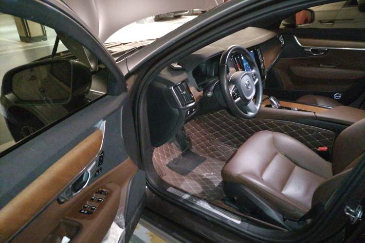 Used Volvo S90 2022 B5 Zhiyi Luxury Edition Driver Seat