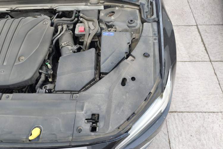 Used Volvo S90 2022 B5 Zhiyi Luxury Edition Engine Bay Left