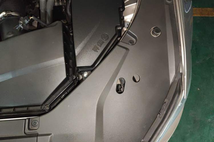 Used Volvo S90 2022 B5 Zhiyi Luxury Edition Engine Bay Left