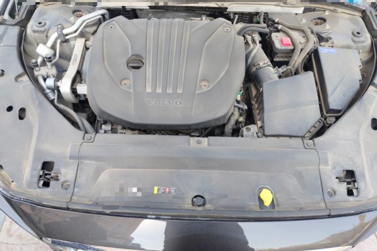 Used Volvo S90 2022 B5 Zhiyi Luxury Edition Engine Bay