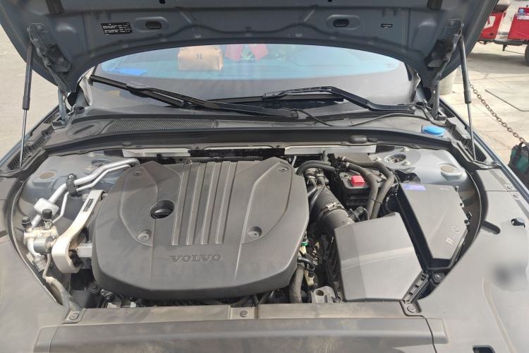 Used Volvo S90 2022 B5 Zhiyuan Luxury Edition Engine Bay