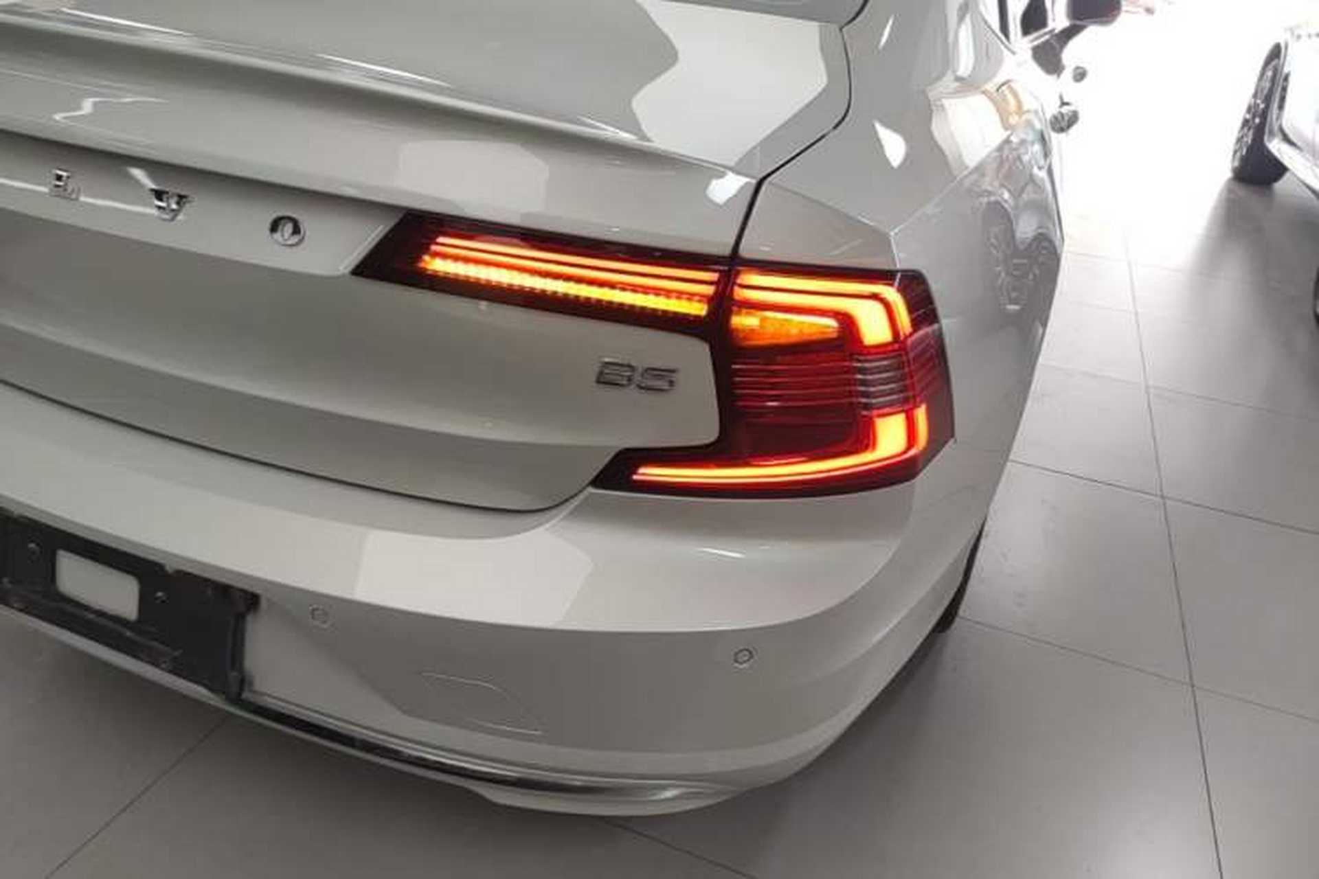 Used Volvo S90 2022 B5 Zhiyuan Luxury Edition Exterior 3