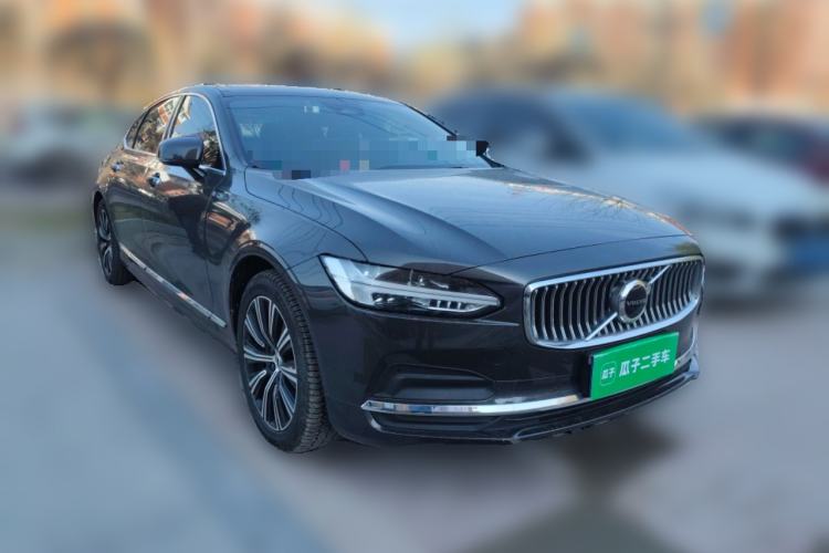 Used Volvo S90 2022 B5 Zhiyi Luxury Edition Front Right 45 Deg