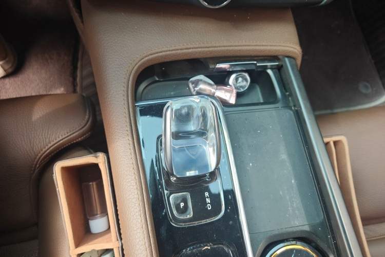 Used Volvo S90 2022 B5 Zhiyuan Luxury Edition Gear Lever