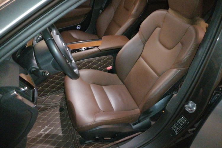 Used Volvo S90 2022 B5 Zhiyi Luxury Edition Left Front Seat