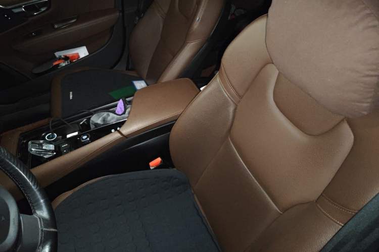 Used Volvo S90 2022 B5 Zhiyi Luxury Edition Left Front Seat