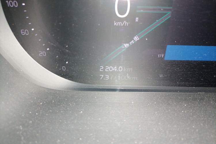 Used Volvo S90 2022 B5 Zhiyi Luxury Edition Odometer Close Up