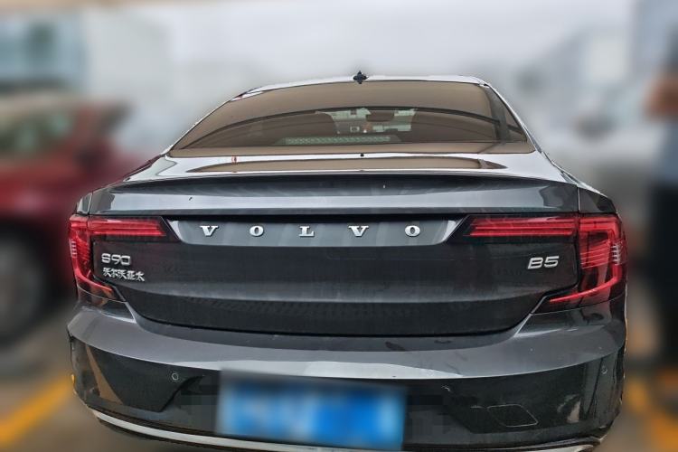 Used Volvo S90 2022 B5 Zhiyi Luxury Edition Rear