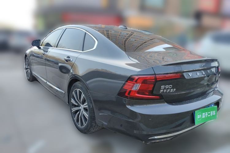 Used Volvo S90 2022 B5 Zhiyi Luxury Edition Rear Left 45 Deg