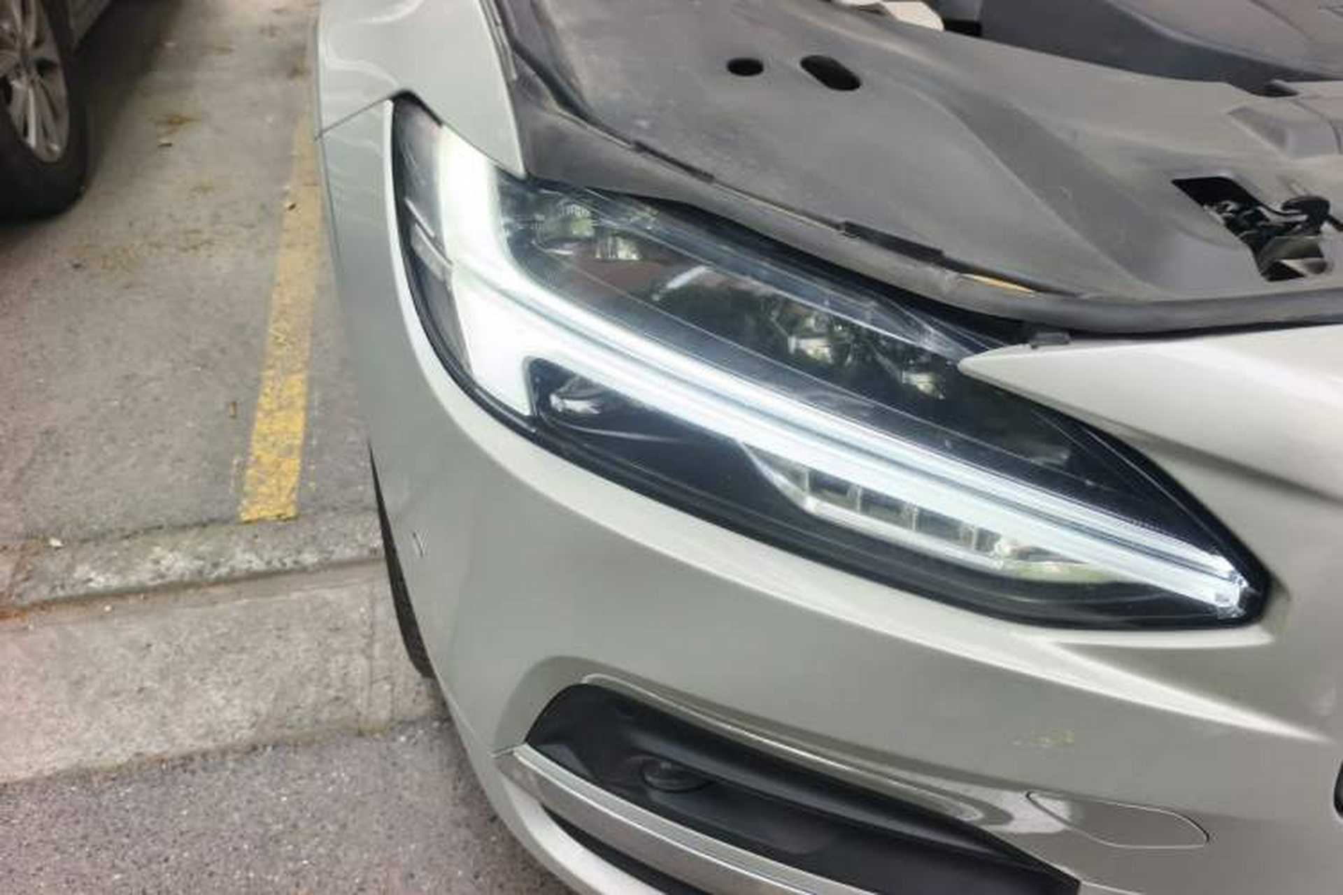 Used Volvo S90 2022 B5 Zhiya Luxury Edition Right Front Headlight
