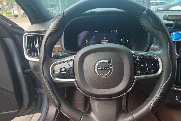 Used Volvo S90 2022 B5 Zhiyuan Luxury Edition Steering Wheel