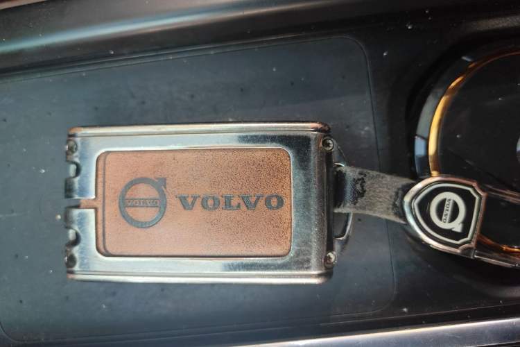 Used Volvo S90 2022 B5 Zhiyuan Luxury Edition Vehicle Key