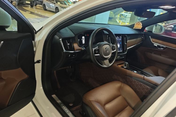 Used Volvo S90 2022 B5 Zhiyi Luxury Edition Driver Seat