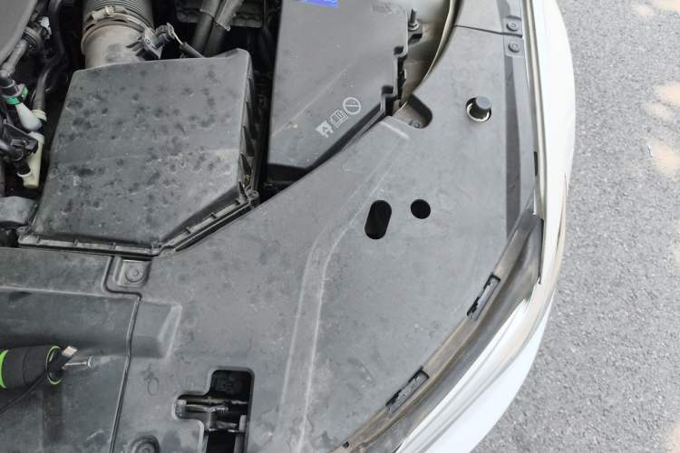 Used Volvo S90 2022 B5 Zhiyi Luxury Edition Engine Bay Left