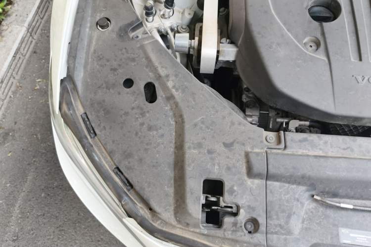 Used Volvo S90 2022 B5 Zhiyi Luxury Edition Engine Bay Right