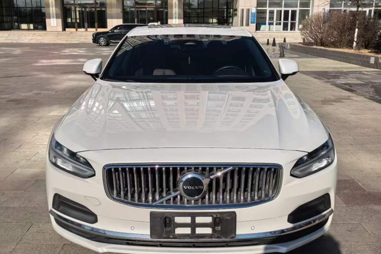 Used Volvo S90 2022 B5 Zhiyuan Luxury Edition Exterior 1