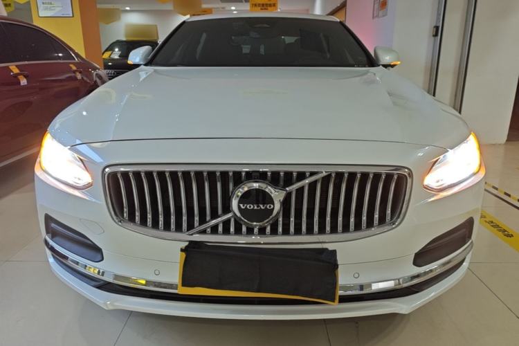 Used Volvo S90 2022 B5 Zhiyi Luxury Edition Front