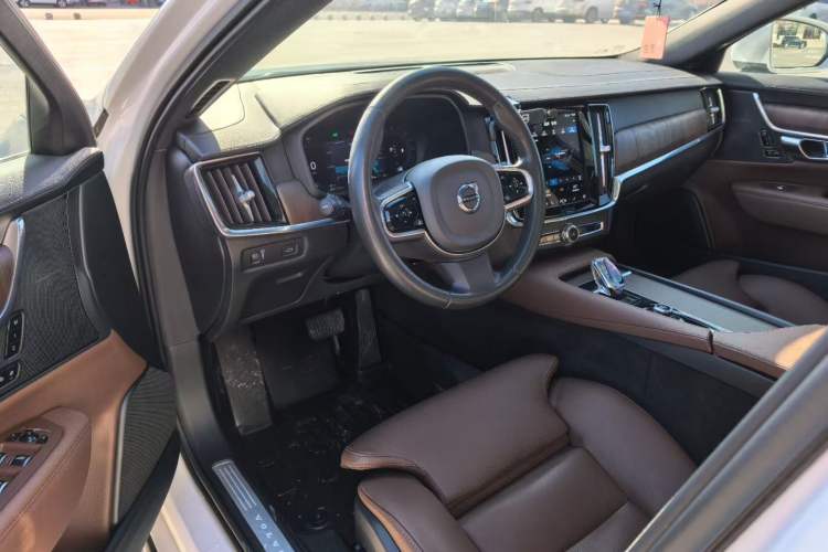 Used Volvo S90 2022 B5 Zhiyuan Luxury Edition Interior 2